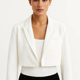 Czarna Marynarka Damska – Krótki Krój Z Eleganckim Akcentem 4