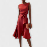 Drapowana sukienka midi – asymetryczny krój podkreślający sylwetkę 0