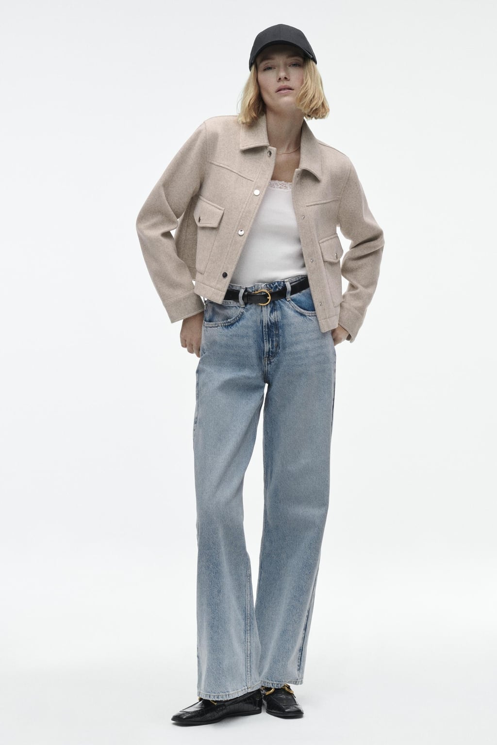 Ecru Kurtka dla Kobiet – Stylowy Design i Wygoda 0