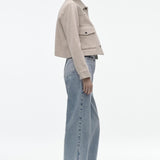 Ecru Kurtka dla Kobiet – Stylowy Design i Wygoda 3