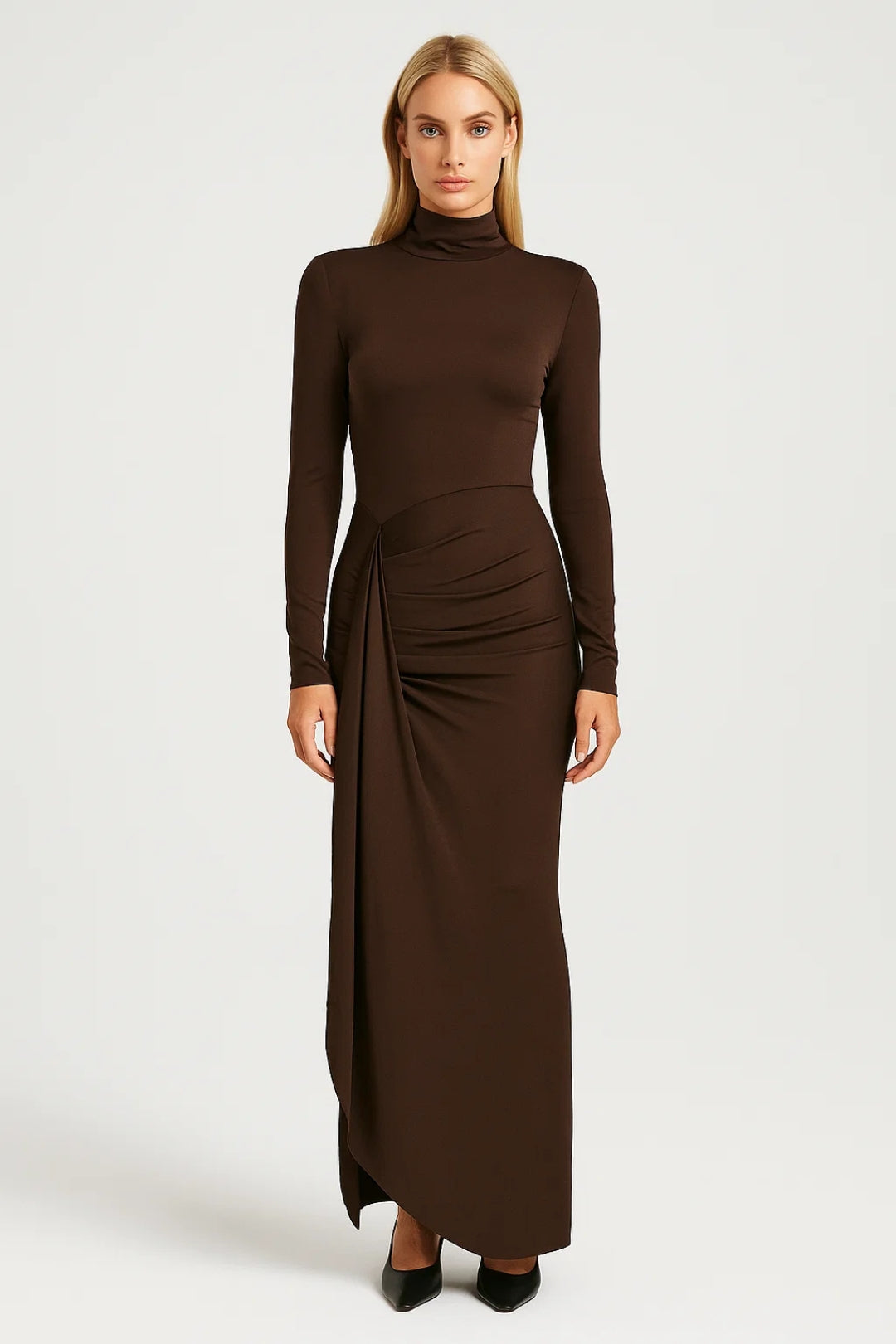 Elegancka Długa Sukienka – Asymetryczne Drapowanie na Wesele 0