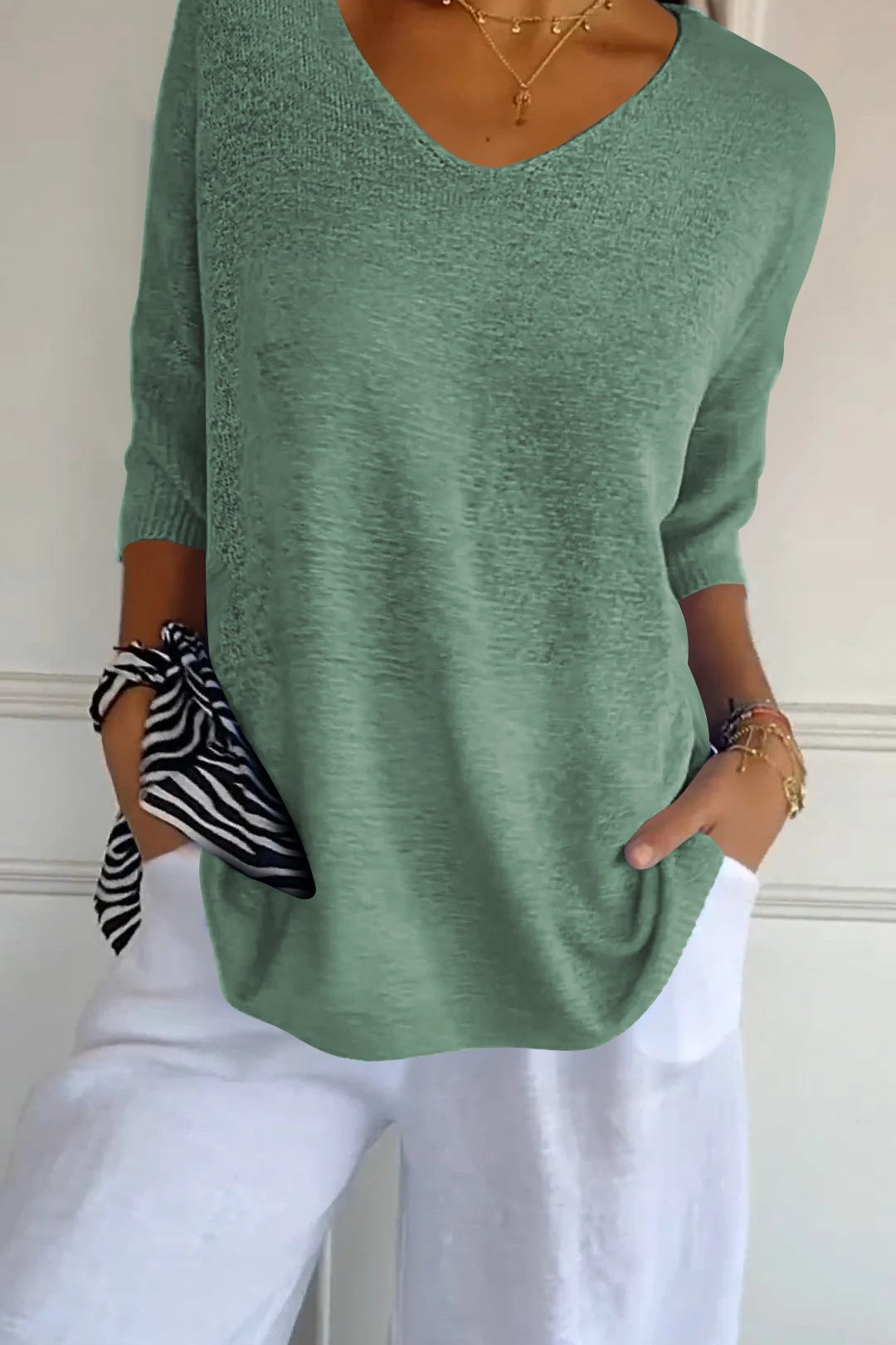 Elegancki Top Damski – Minimalistyczny Krój z Dekoltem V 10