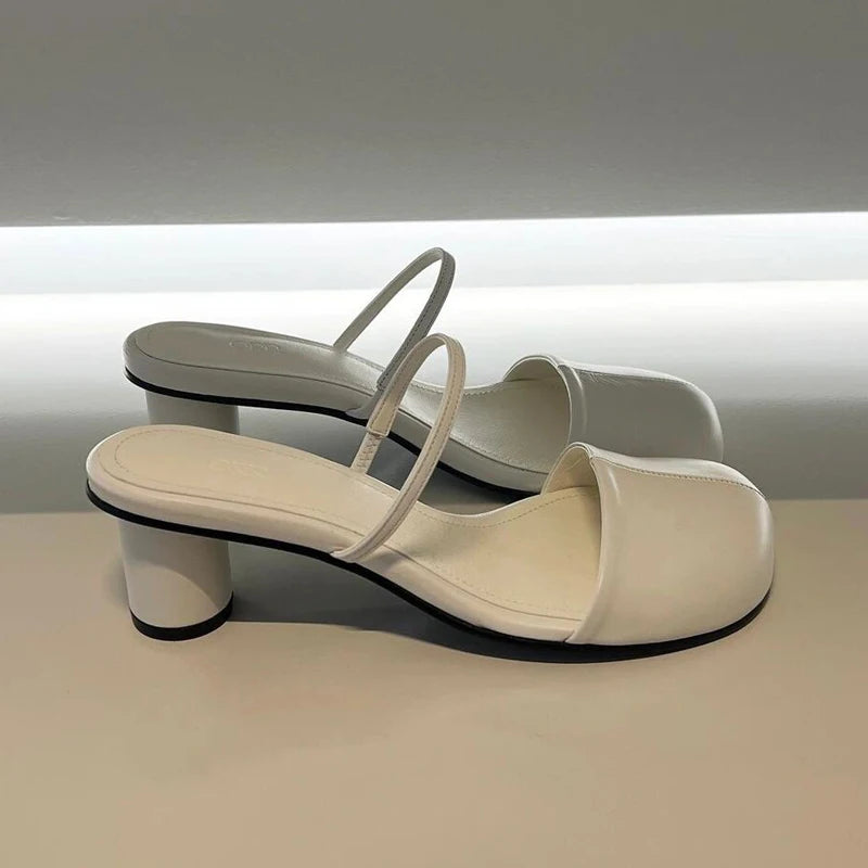 Klapki Damskie – Elegancki Design i Komfort na Lato 8