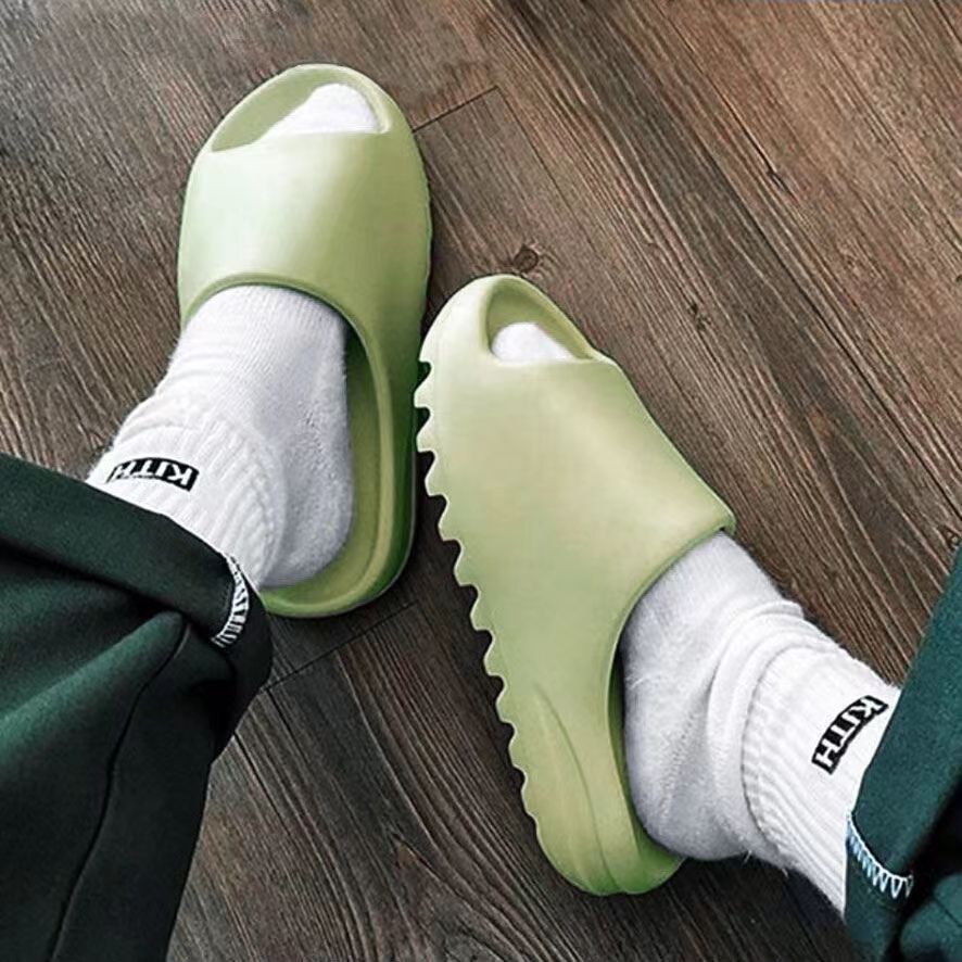 Klapki Domowe – Wygodne Piankowe na Platformie do Relaksu 4