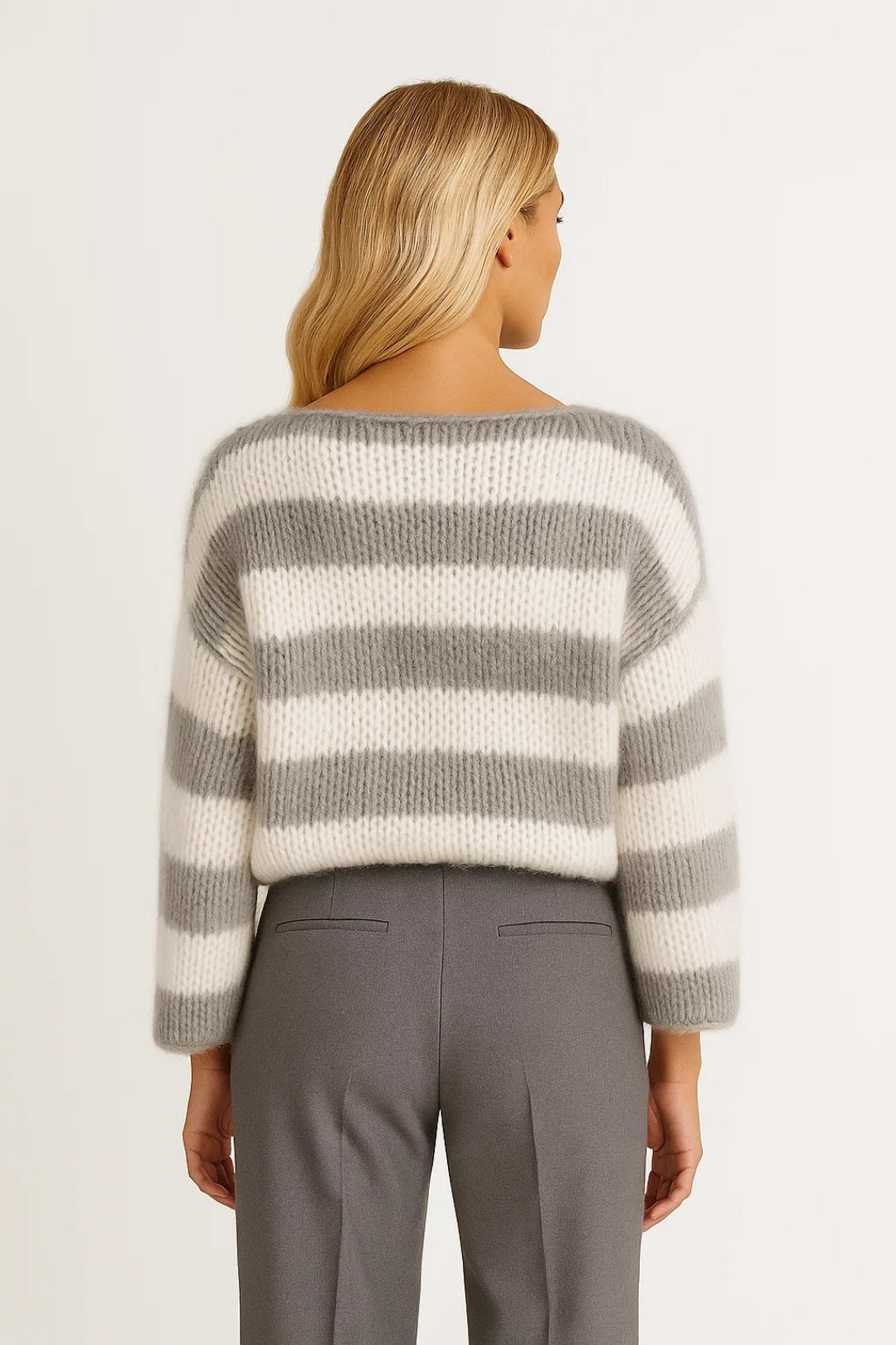 Lumi Damski Sweter Oversize – Nowoczesny Styl z Poziomymi Paskami 1