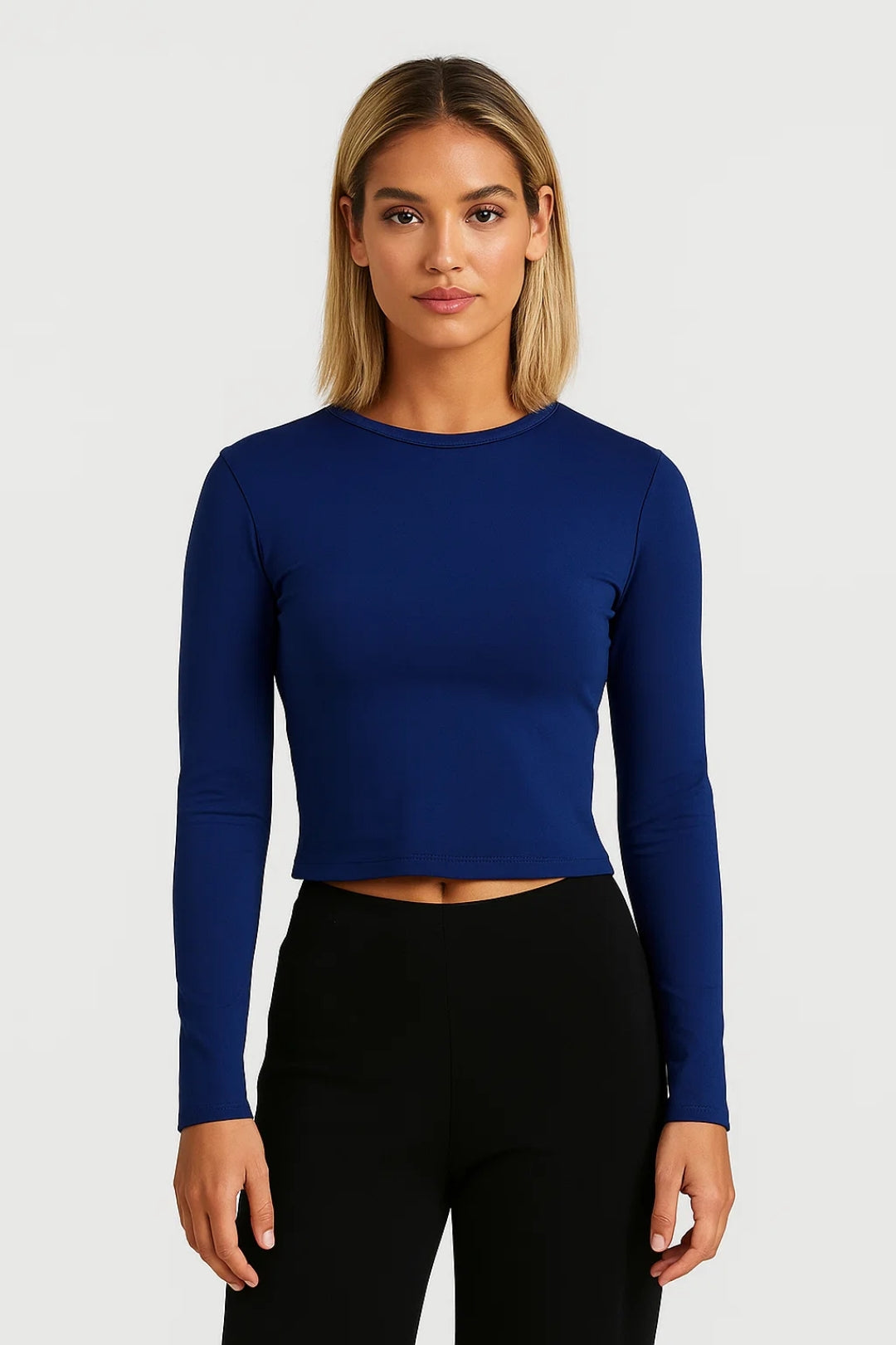 Młodzieżowy Crop Top – Obcisły Krój z Długimi Rękawami do Casualowych Stylizacji 2
