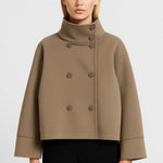 Stylowa Kurtka Krótka – Elegancki Krój dla Każdej Okazji 1