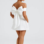 Stylowa Sukienka Mini – Odsłonięte Ramiona na Wesele 4