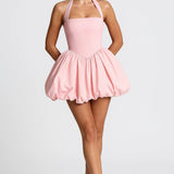 Stylowa Sukienka Mini – Wiązany Dekolt i Bufiaste Spódnice 6