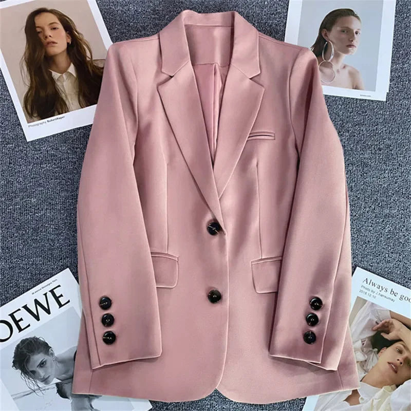 Stylowe Marynarki Biurowe – Elegancki Krój, Komfort na Co Dzień 6
