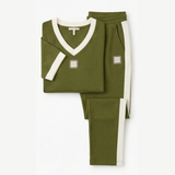 Stylowy Zestaw Casual – Kontrastowy Dekolt i Wygodne Spodnie 10