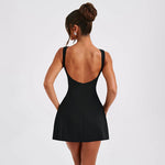 Sukienka Damska Mini – Elegancki Krój z Odkrytymi Plecami na Wesele 4