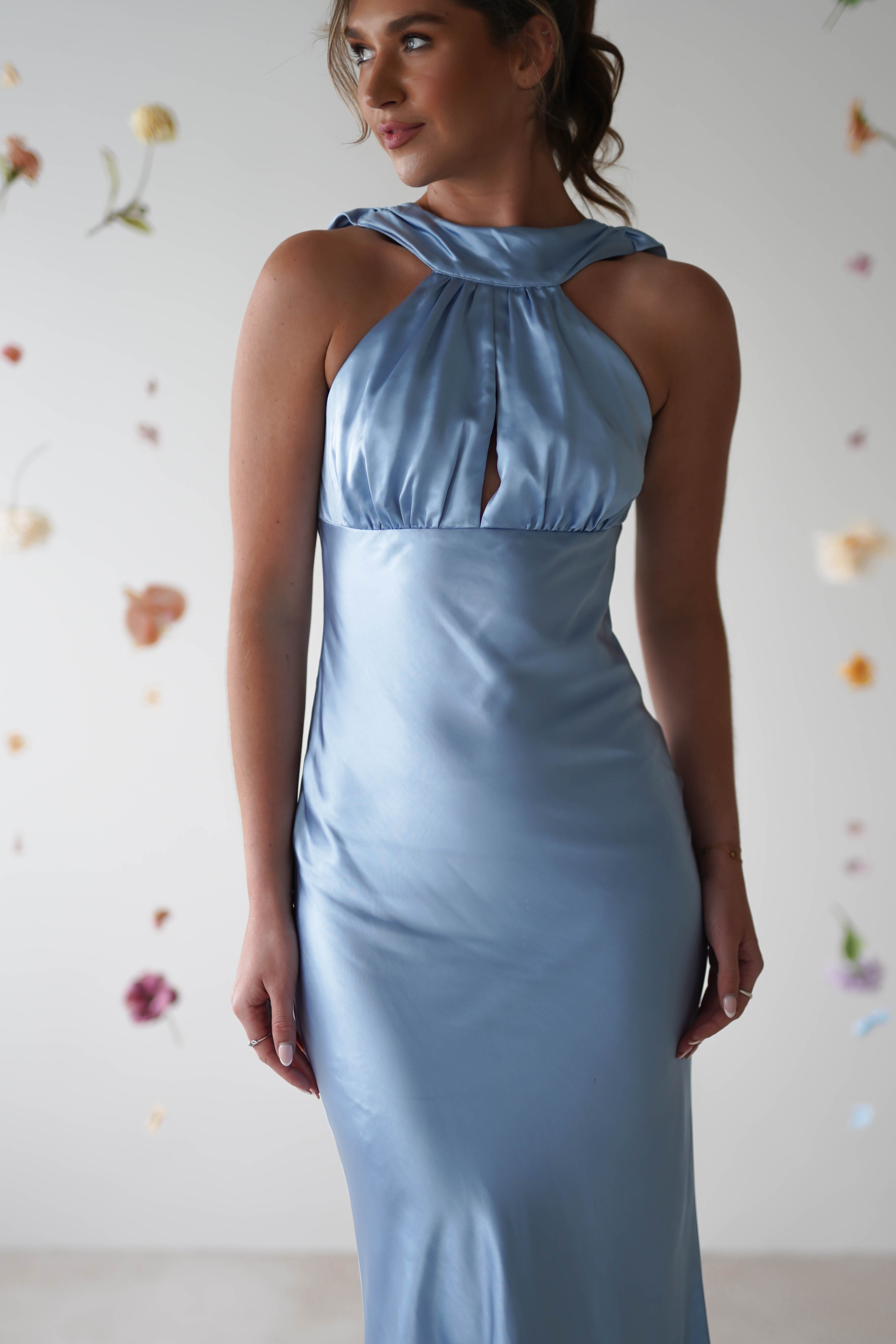 Sukienka Maxi – Elegancki Dekolt Halter na Wesele i Uroczystości 4