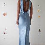 Sukienka Maxi – Elegancki Dekolt Halter na Wesele i Uroczystości 5