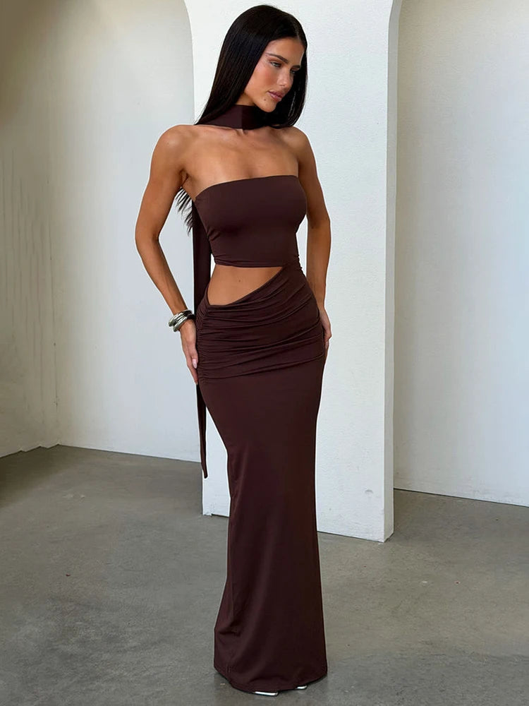 Sukienka Maxi – Elegancki Halter Neck na Letnie Imprezy 2