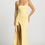 Sukienka Maxi – Elegancki Krój z Dramaticznym Rozcięciem na Wesele 0