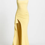 Sukienka Maxi – Elegancki Krój z Dramaticznym Rozcięciem na Wesele 1