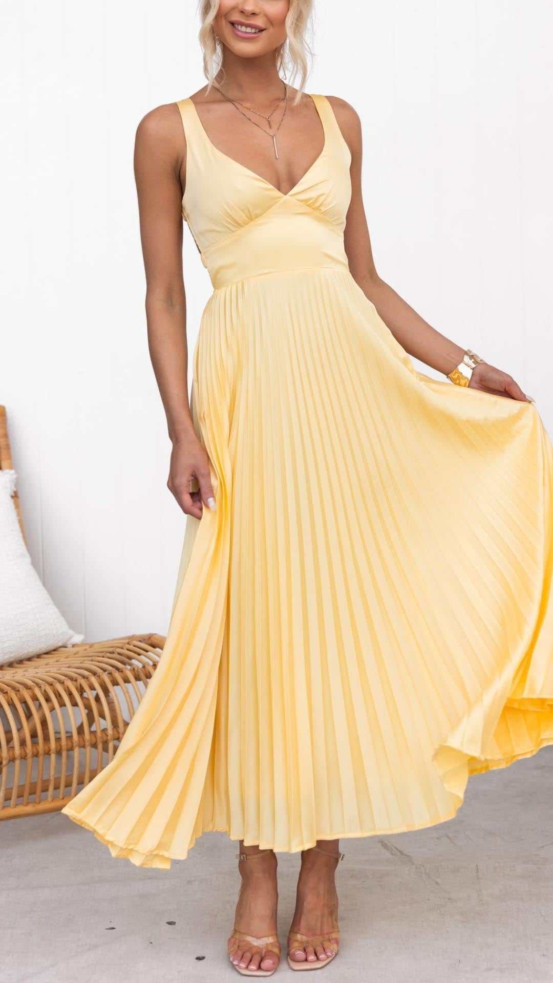 Sukienka Maxi – Plisowany Design z Dekoltem V na Wesele 0