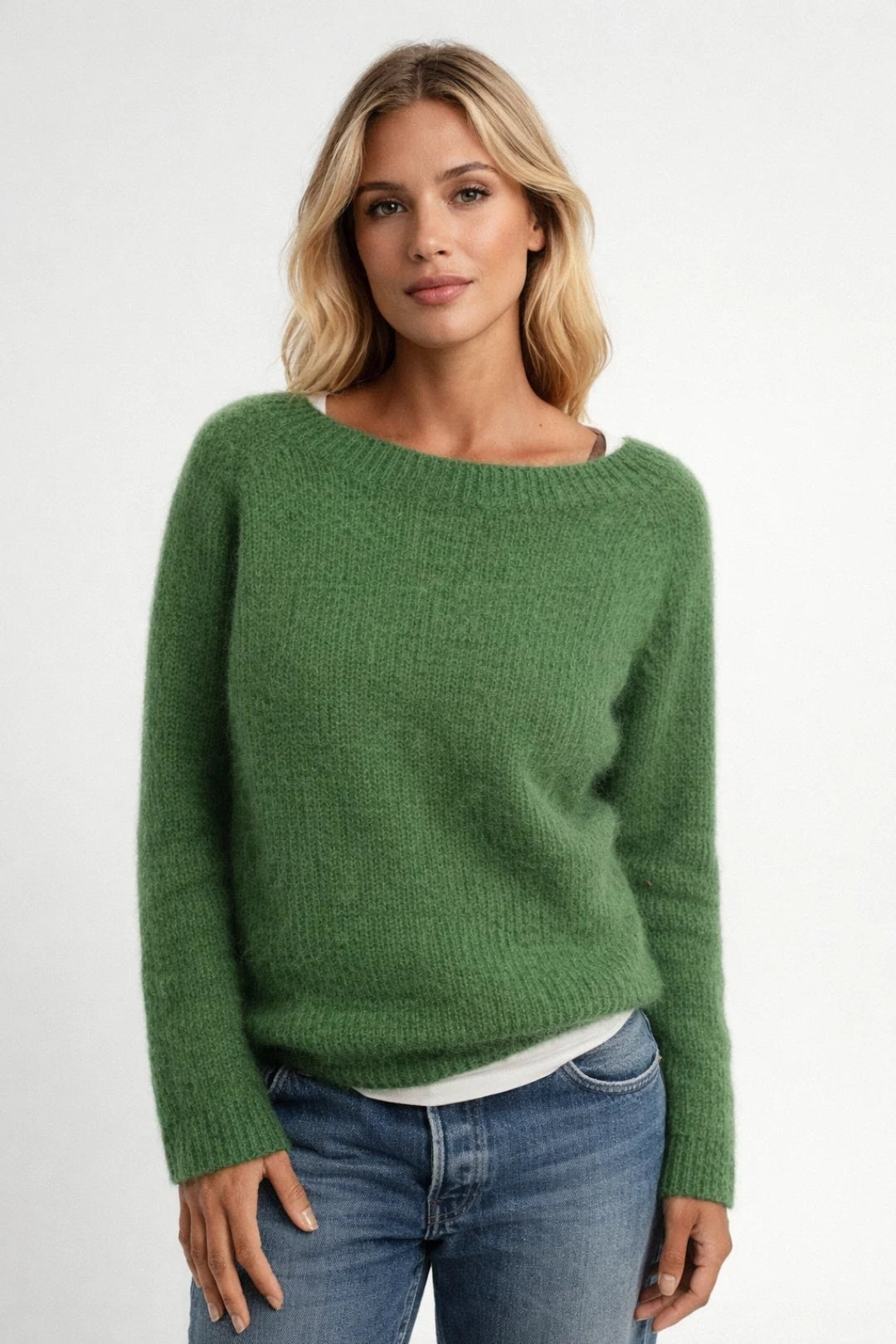 Sweter Damski – Prosty Krój na Co Dzień, Wygodny i Stylowy 1