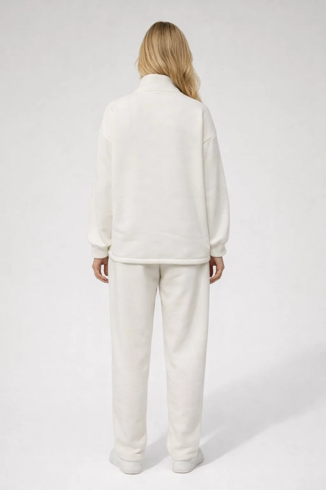 Zestaw Dresowy Damski – Wygodny Dwuczęściowy Komplet na Co Dzień 1