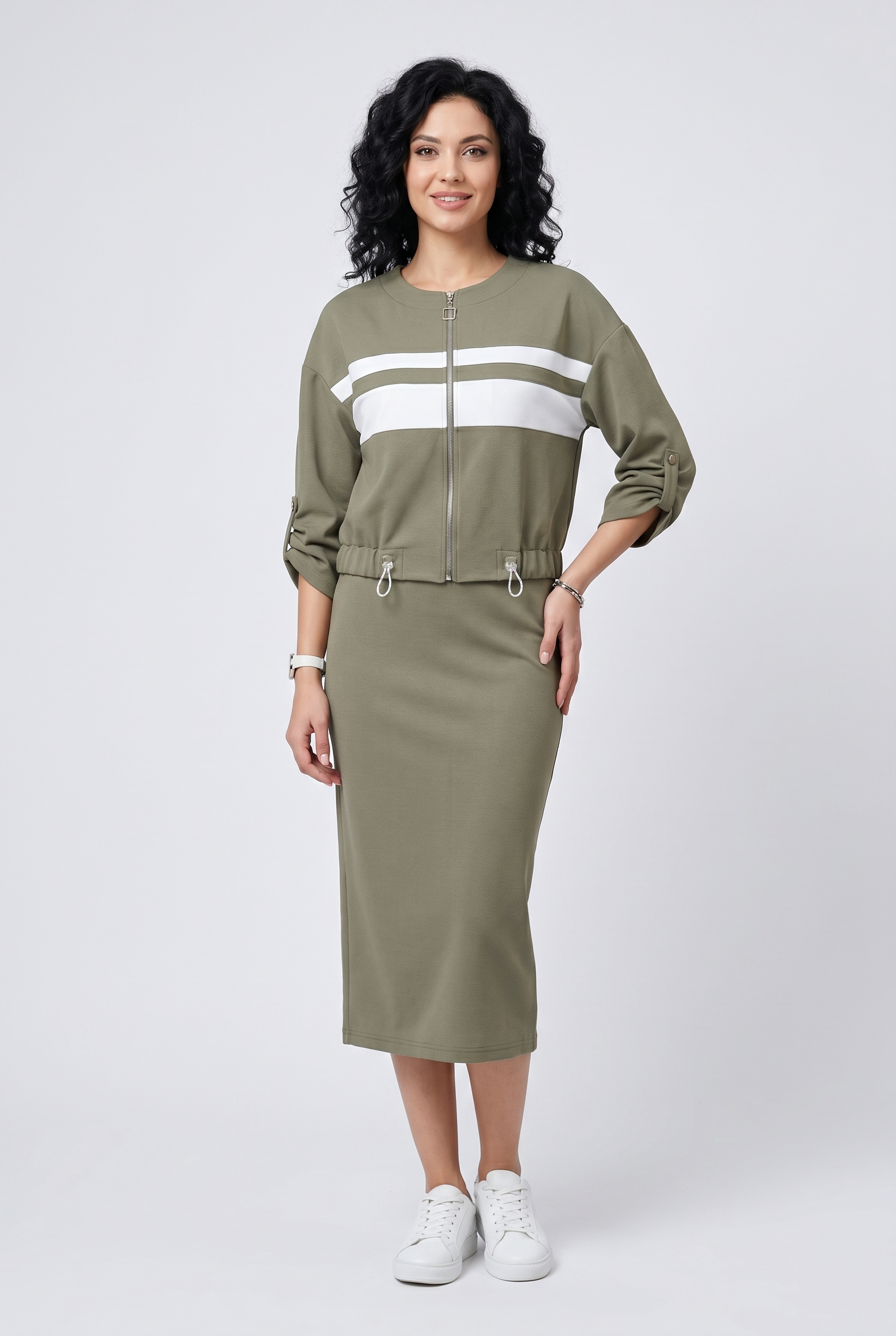 Stylowy Zestaw Dresowy Damski – Sportowy Luz i Elegancja